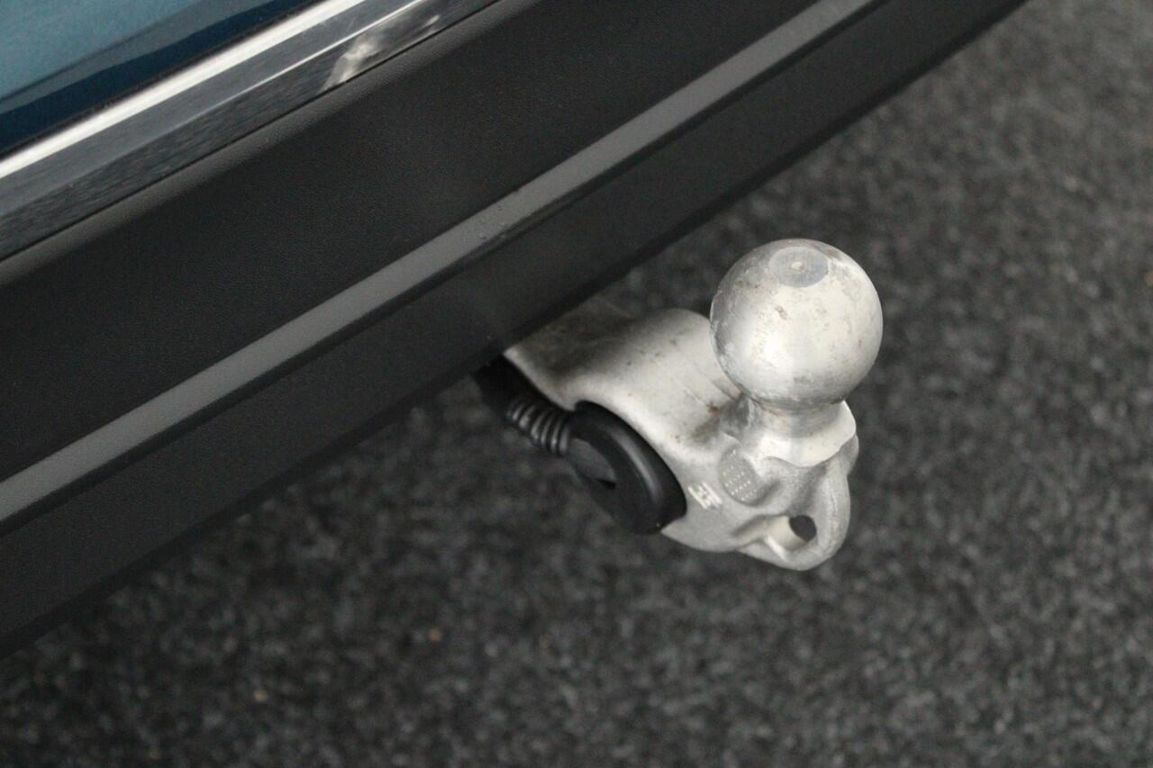 Volkswagen TIGUAN 1.5 TSI 150pk DSG Life Business Trekhaak Camera Keyless Virtual Cockpit Stoelverwarming Massage Navigatie