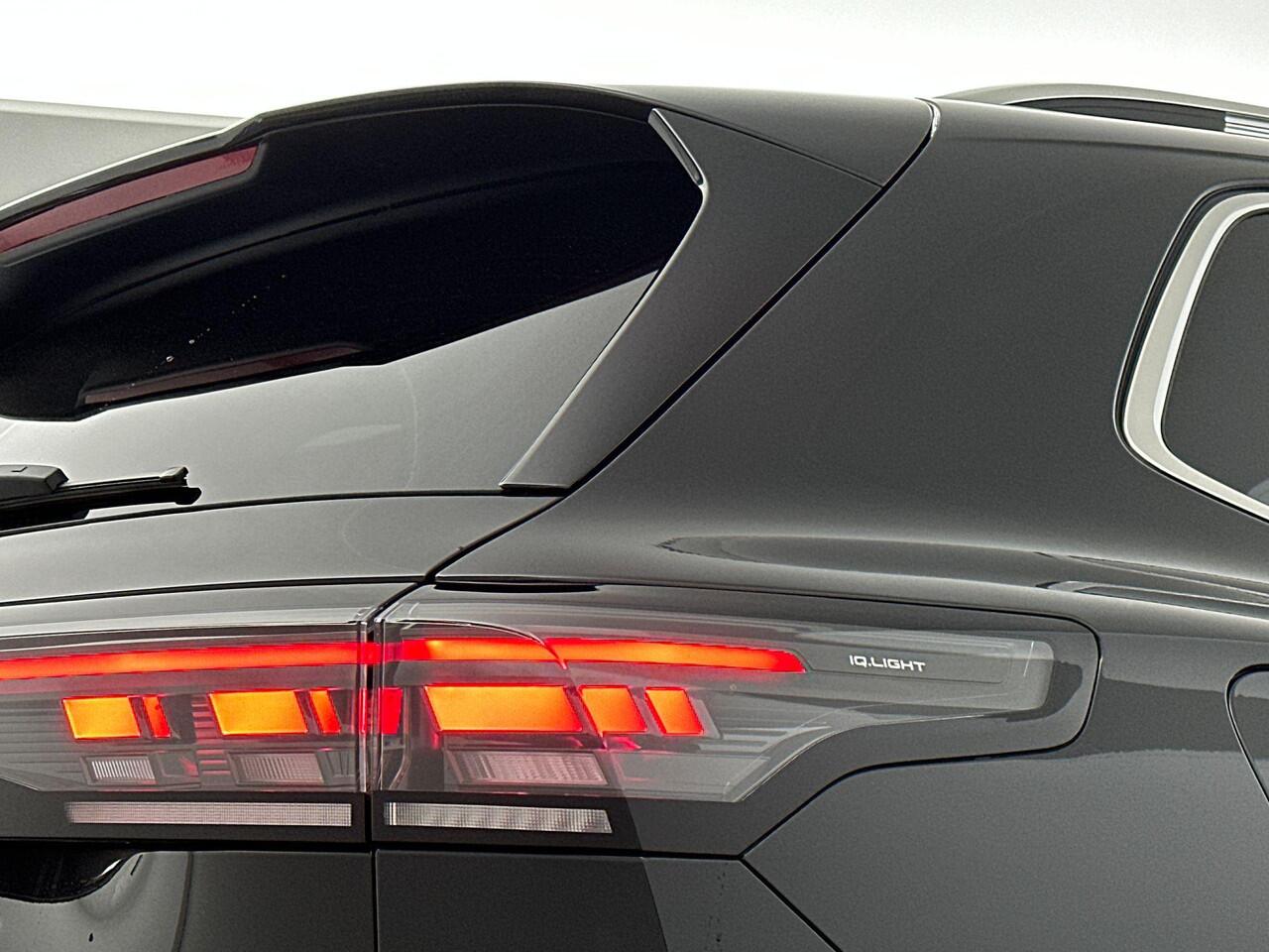 Volkswagen TIGUAN R-Line-Edition Plug in Hybride 204 pk