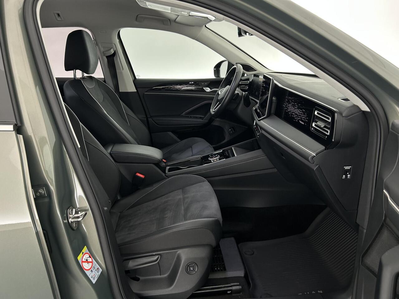 Volkswagen TIGUAN 1.5 204pk eHybrid Elegance Trekhaak Camera harman/kardon Massage Keyless Virtual Cockpit Navigatie