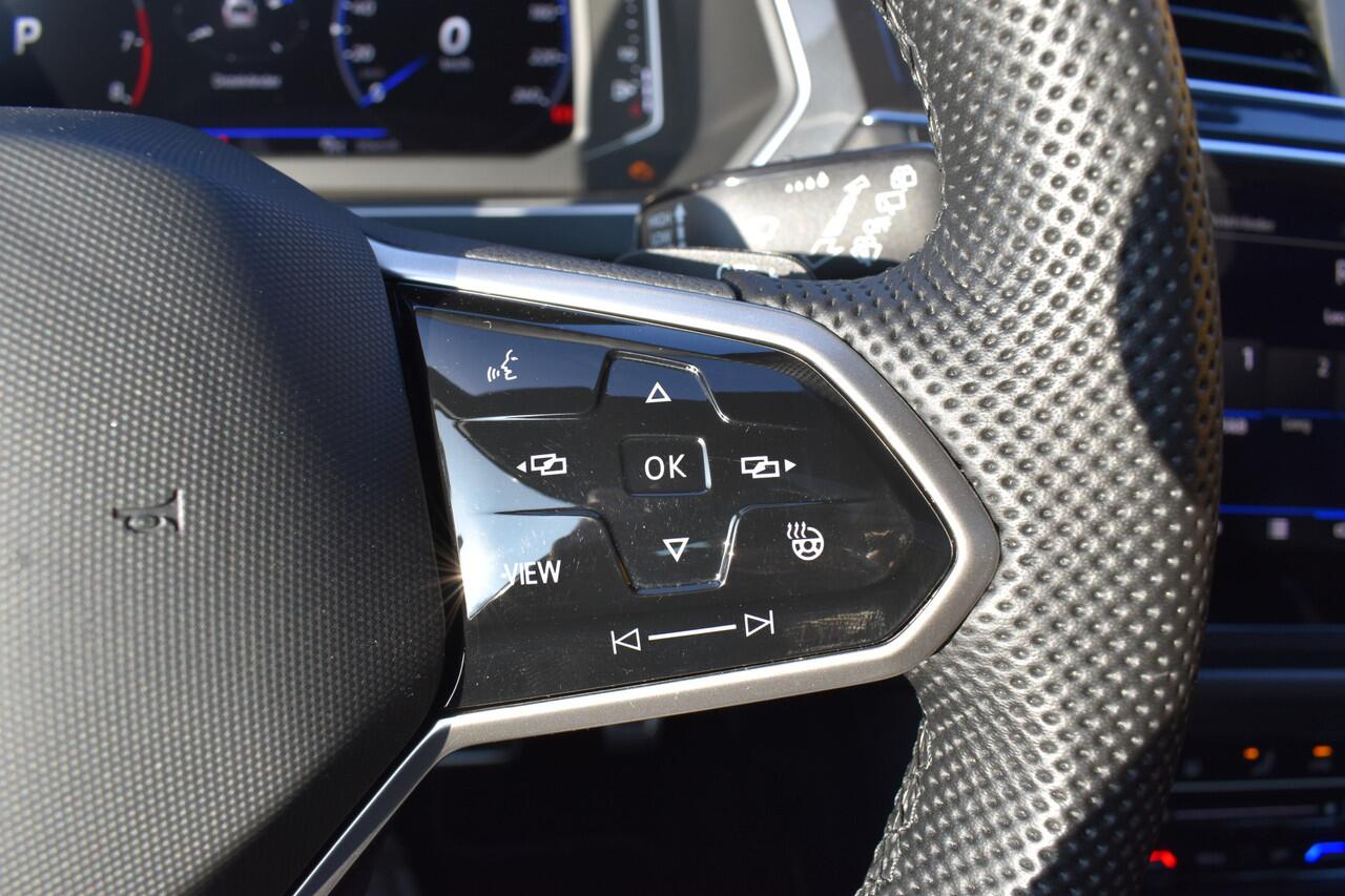 Volkswagen TIGUAN 1.5 TSI R-Line '22 PANO, LEER, TREKH, 71DM! NIEUWSTAAT!