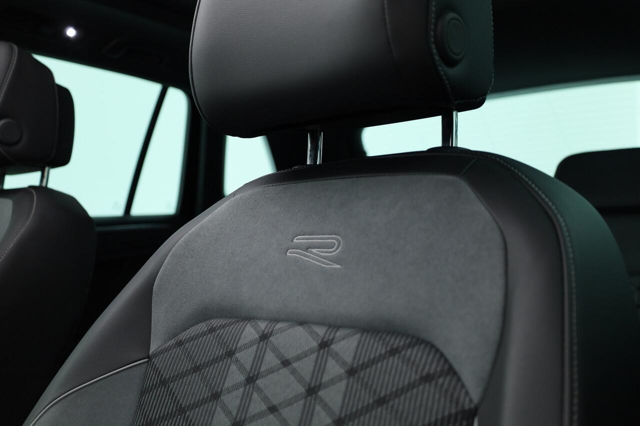 Volkswagen TIGUAN 1.5 TSI R-Line DSG | Pano | Elek. Trekhaak | Camera | Stoel- Stuurverw. | Keyless | Navi | CarPlay