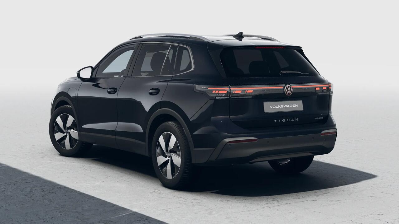 Volkswagen TIGUAN 1.5 eHybrid 204 6DSG Life Edition Automaat