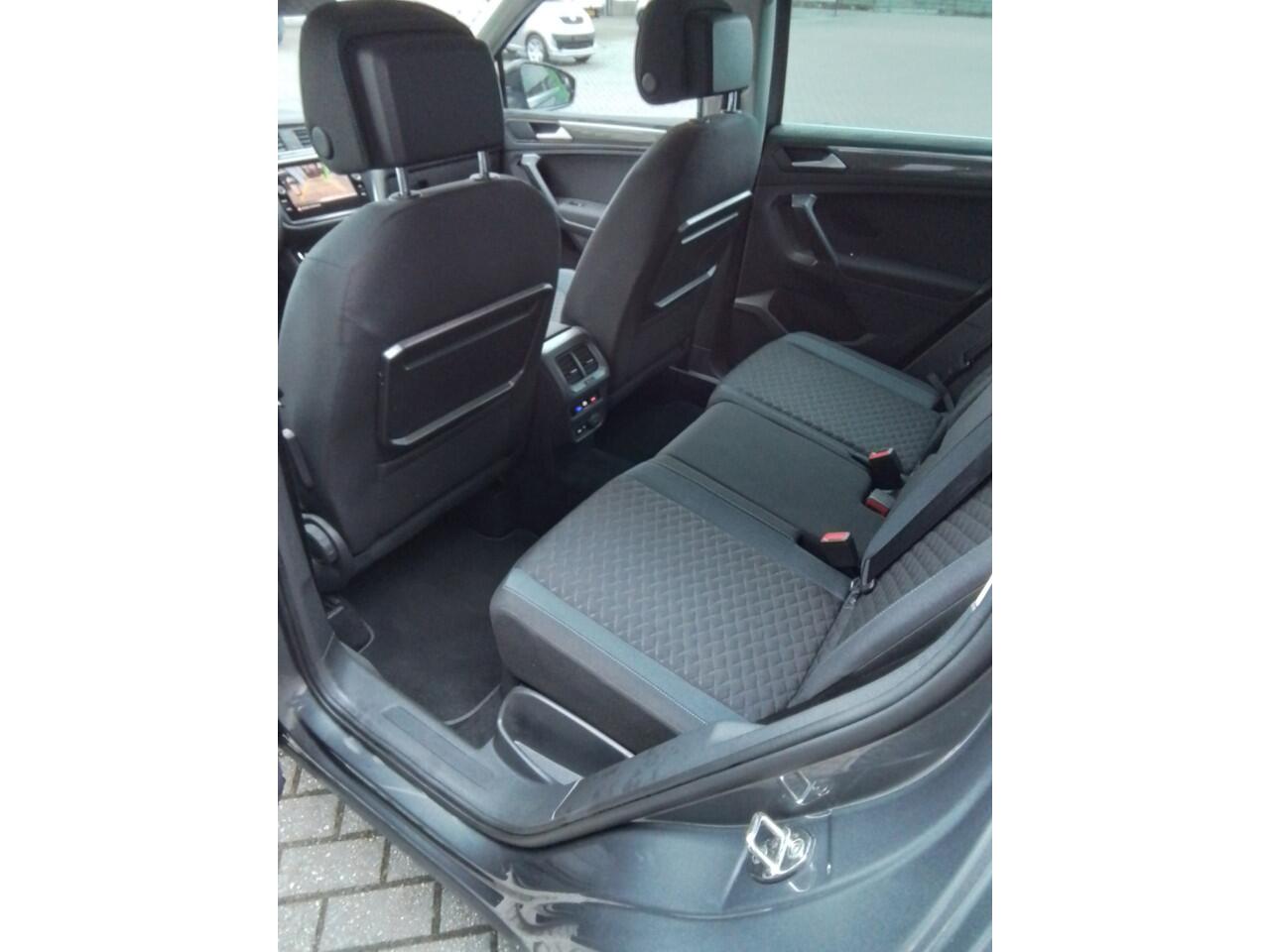 Volkswagen TIGUAN 1.5 TSI ACT Comfortline Business