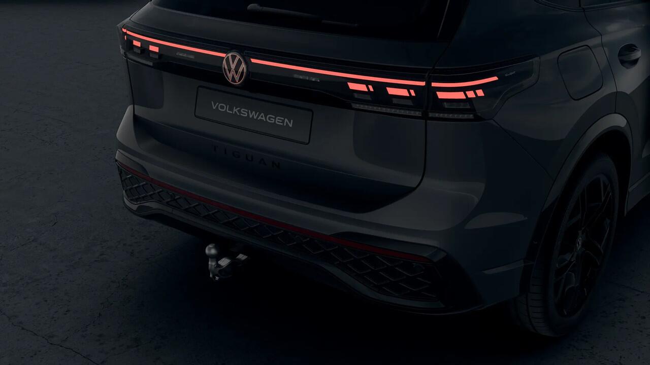 Volkswagen TIGUAN 1.5 eHybrid 204 6DSG R-Line Edition Automaat | Black Style Pakket