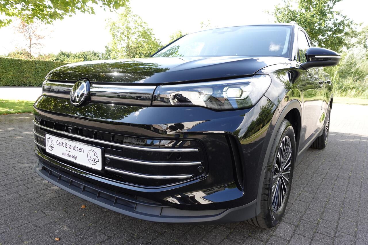 Volkswagen TIGUAN 1.5 eHybrid Elegance Business | 360° Camera | Massage | IQ.LIGHT | Adaptive Cruise Control | Stuurwiel verw. | Stoelverw. | CarPlay |
