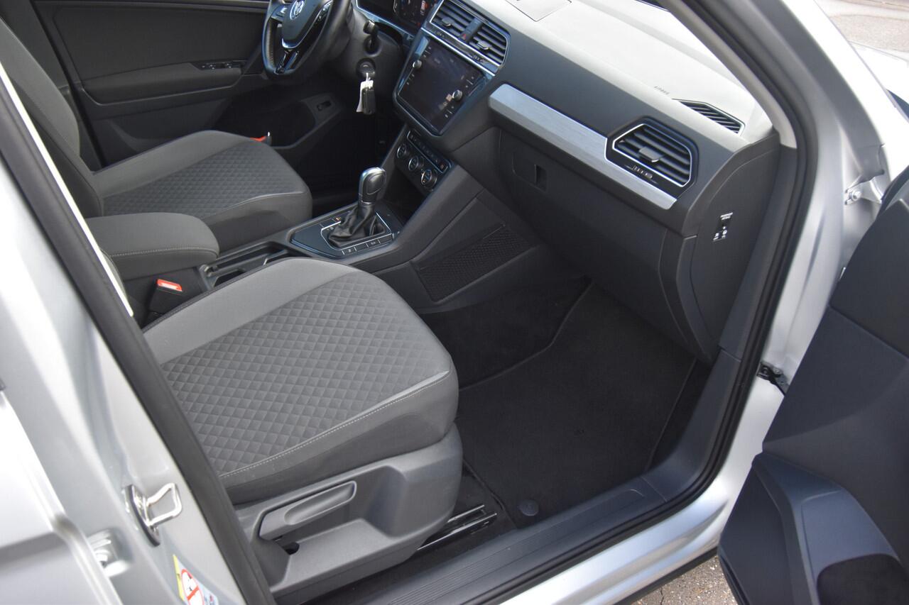 Volkswagen TIGUAN 1.5 TSI ACT Comfortline Business , TREKHAAK , VIRTUAL COCKPIT , V STOEL VERW , NAVI , LED KOPL ,
