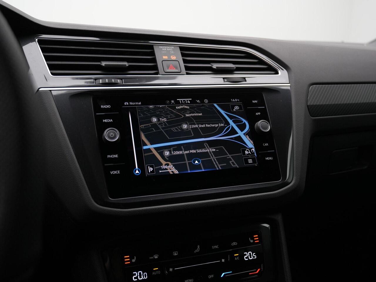 Volkswagen TIGUAN 1.4 TSI eHybrid 245 pk DSG R-Line Business+ | Panoramadak | Leder | Geheugenstoelen | Adaptief onderstel | Rondomzicht camera | IQ Light