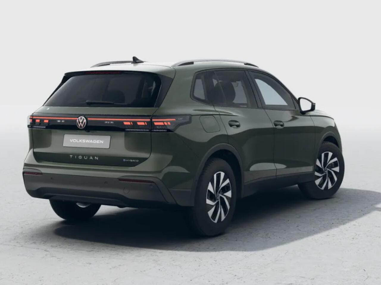 Volkswagen TIGUAN Life Edition 1.5 eHybrid 204 PK 6 versn. DSG PRIVATE LEASE VANAF ¤499P/M · Achteruitrijcamera · Draadloze telefoonverbinding · Voorstoelen verwarmbaar · Voorraad OUTLET