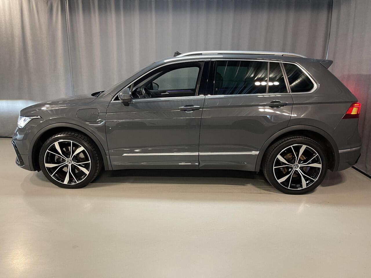 Volkswagen TIGUAN 1.4 TSI eHybrid R-Line Business+ 20"/Panoramadak/Trekhaak/Leder + memory/Elektrische klep/Dodehoek/Stuur + stoelverwarming/IQ Lights/Adaptieve cruise