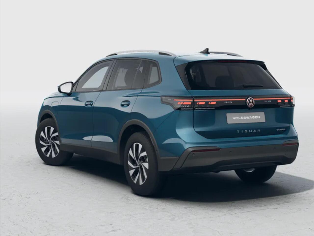 Volkswagen TIGUAN Life Edition 1.5 eHybrid 204 PK 6 versn. DSG PRIVATE LEASE VANAF ¤499P/M · Achteruitrijcamera · Draadloze telefoonverbinding · Voorstoelen verwarmbaar · Voorraad OUTLET · Achteruitrijcamera · Draadloze telefoonverbinding · Voorstoelen verwarmbaar · Voorra