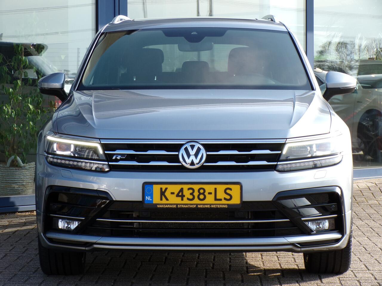 Volkswagen TIGUAN All-space - Allspace 1.5 TSI Highline Business R 7p., Trekhaak / Carplay + Android Auto / Full LED / Elektr. Schuifdak / Camera + Sensoren / 20'' LMV