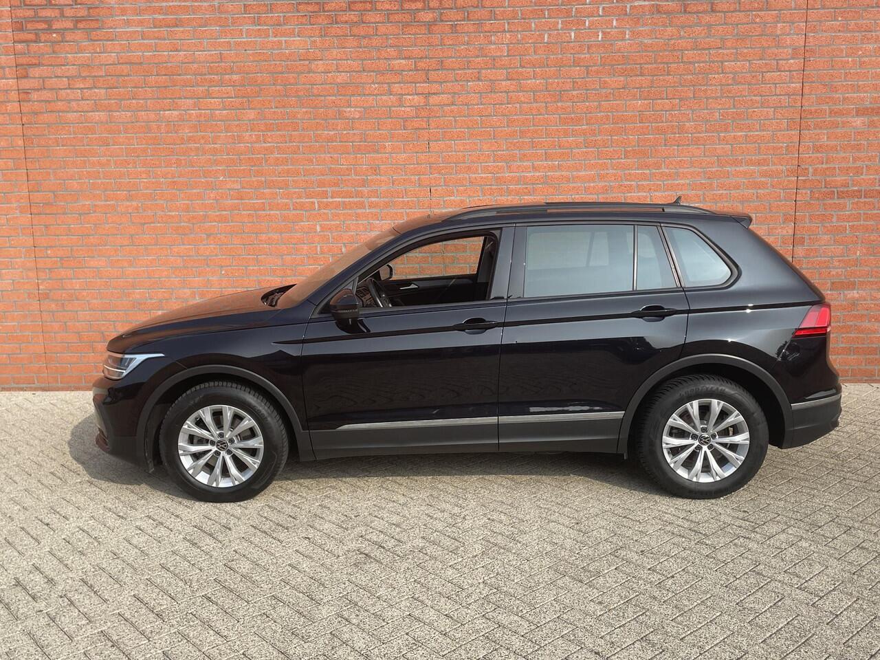 Volkswagen TIGUAN 1.5 TSI 150pk DSG Life COMPANY CAR Panoramadak Navigatie d.m.v. Apple Carplay Android Auto Parkeersensoren Adaptive Cruise Control Stoel- en stuurverwarming Ledverlichting Getinte ramen Climate Control