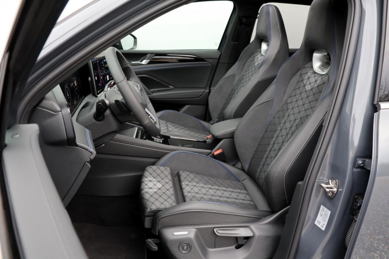 Volkswagen TIGUAN 1.5 eHybrid R-Line Edition - 272 pk **Pano / Trekhaak / 5j garantie