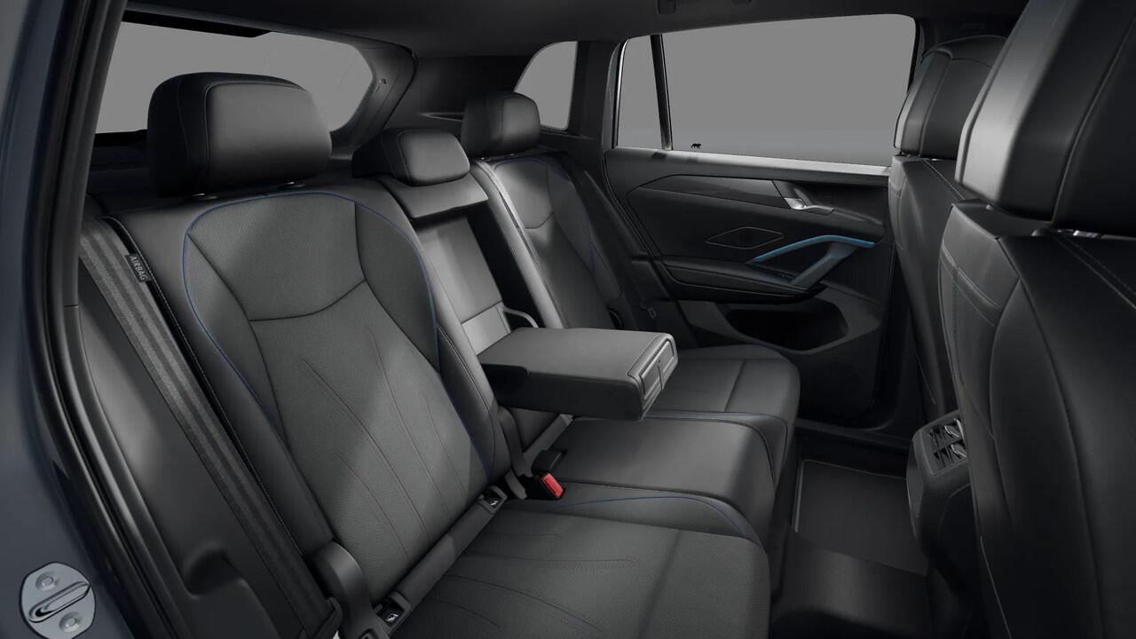 Volkswagen TIGUAN 1.5 eHybrid 272 6DSG R-Line Edition Automaat | Black Style Pakket