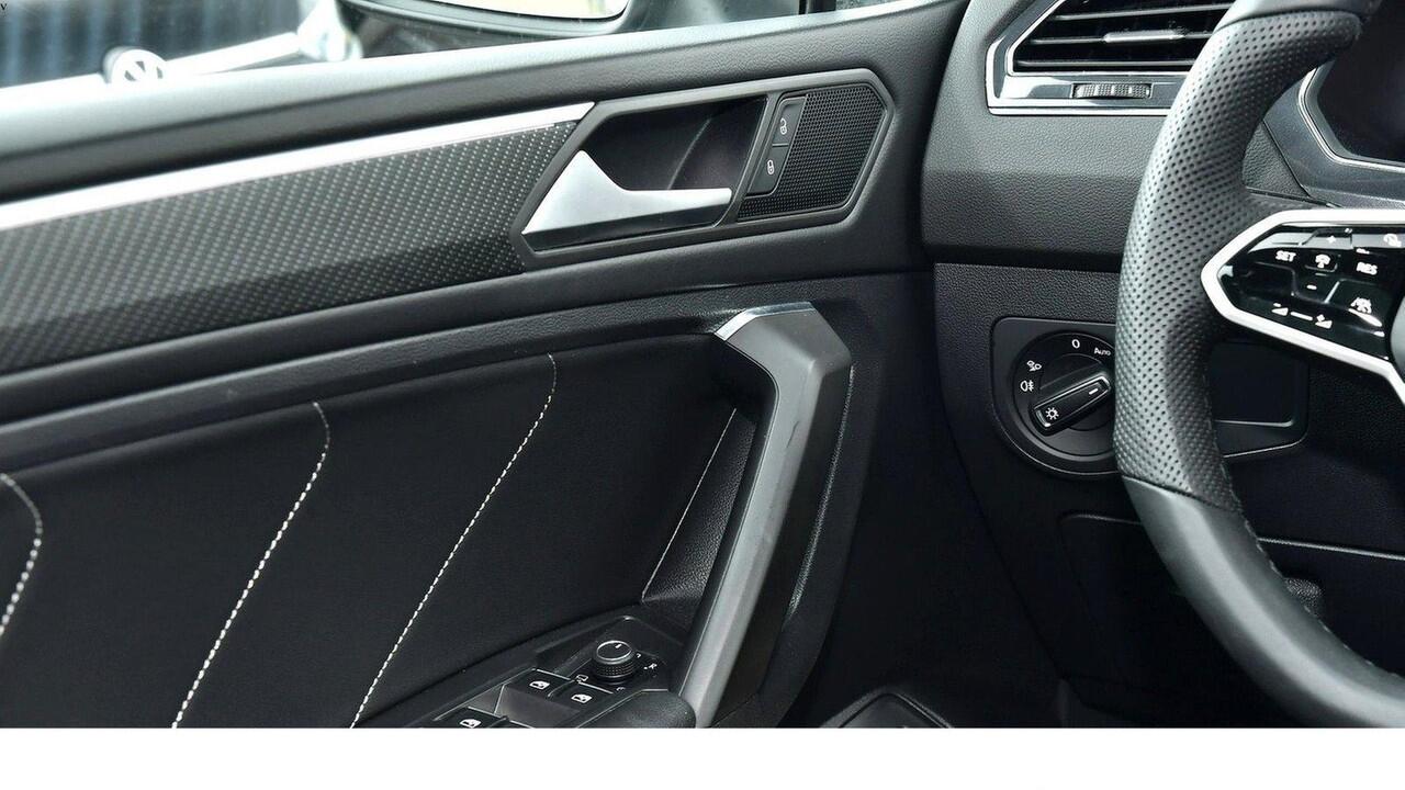 Volkswagen TIGUAN Allspace 2.0 TDI 200PK 4Motion R-Line 7-zitter ACC PANORAMADAK 360 CAMERA TREKHAAK