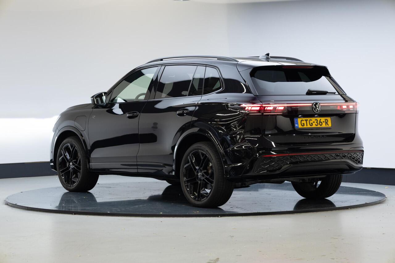 Volkswagen TIGUAN 1.5 eHybrid R-Line Edition Panoramadak | 20 Inch |