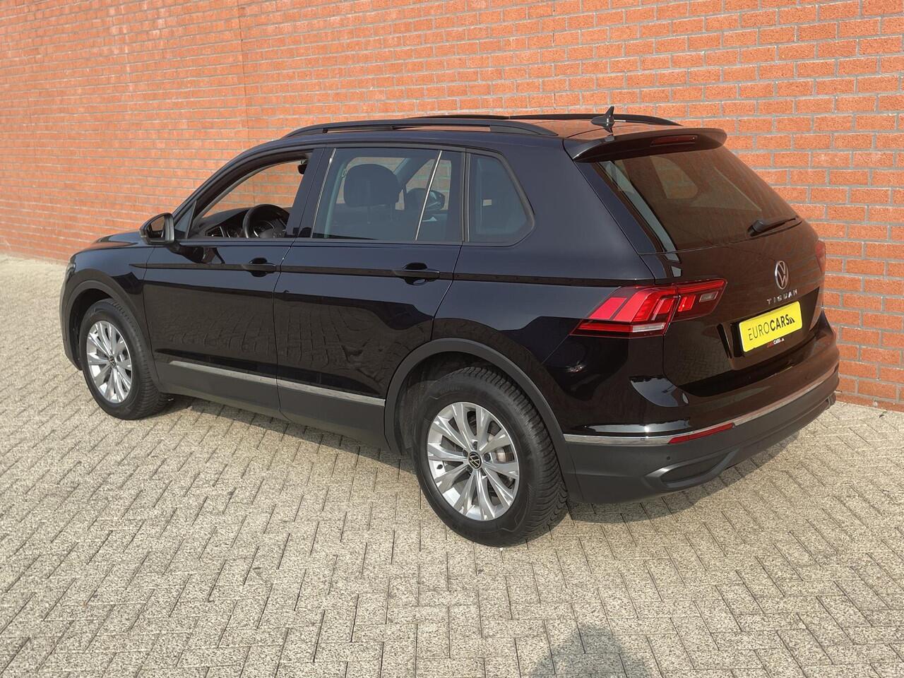 Volkswagen TIGUAN 1.5 TSI 150pk DSG Life COMPANY CAR Panoramadak Navigatie d.m.v. Apple Carplay Android Auto Parkeersensoren Adaptive Cruise Control Stoel- en stuurverwarming Ledverlichting Getinte ramen Climate Control