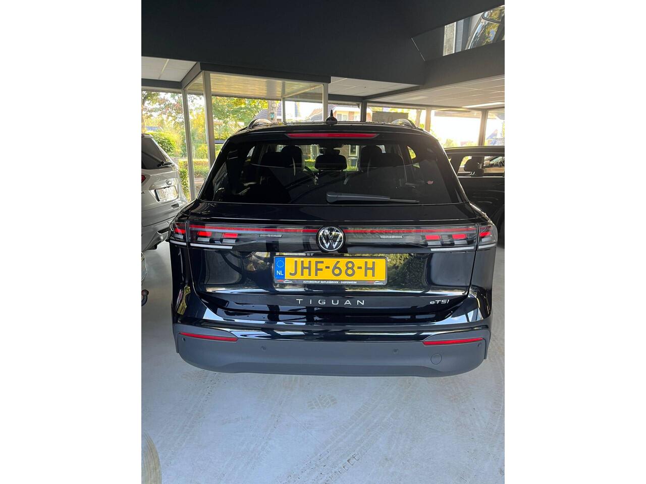 Volkswagen TIGUAN 1.5 eTSI 7-traps automaat Edition 150pk 20Inch 2025 km 20.147