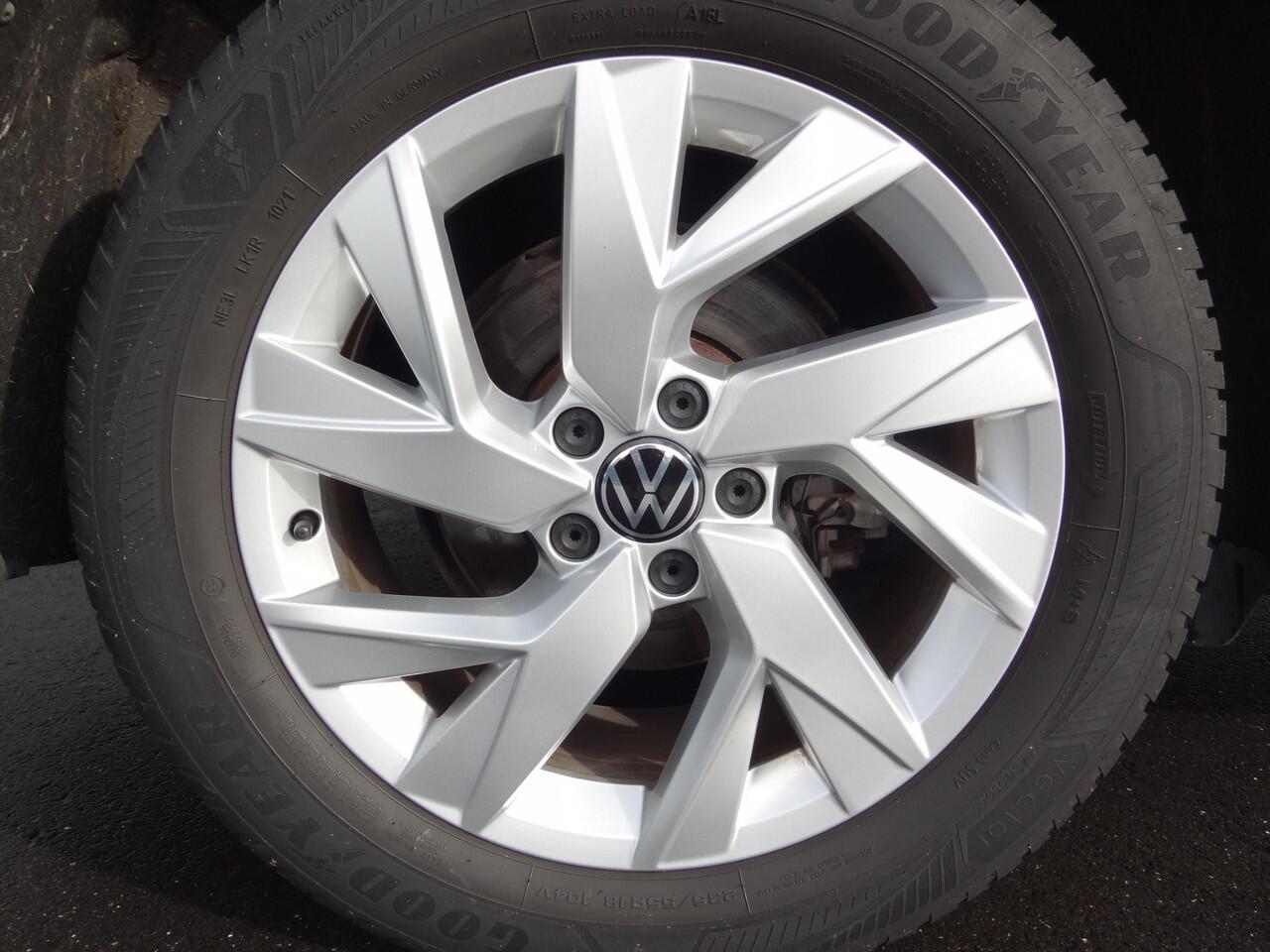 Volkswagen TIGUAN 1.5 TSI Elegance | VIRTUAL DASH | TREKHAAK | CAMERA | NAVI | STOELV