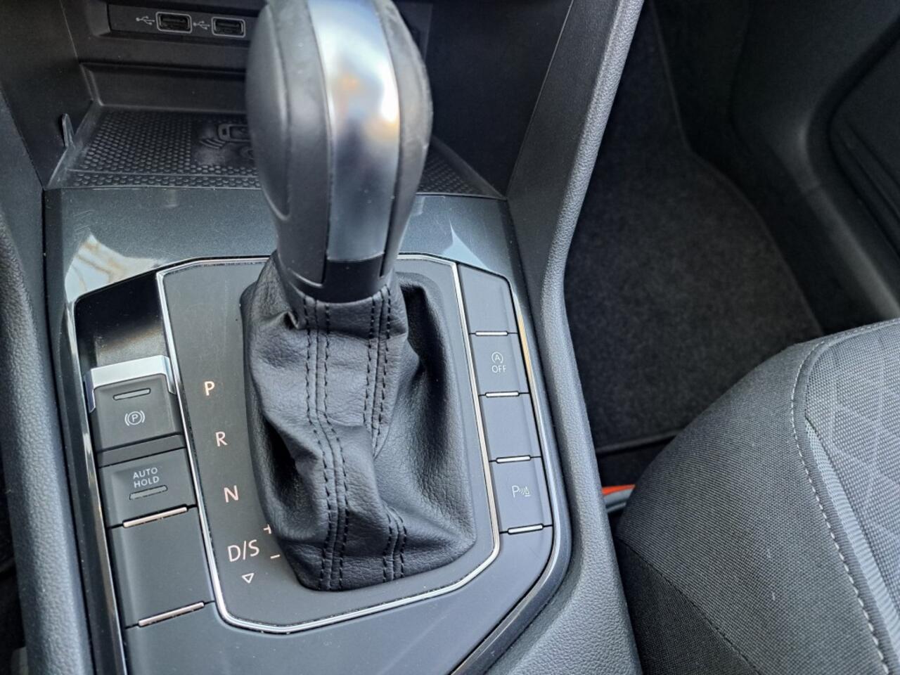 Volkswagen TIGUAN 2.0 TDI 150 Pk Comfortl. Business Dsg-7 Panodak