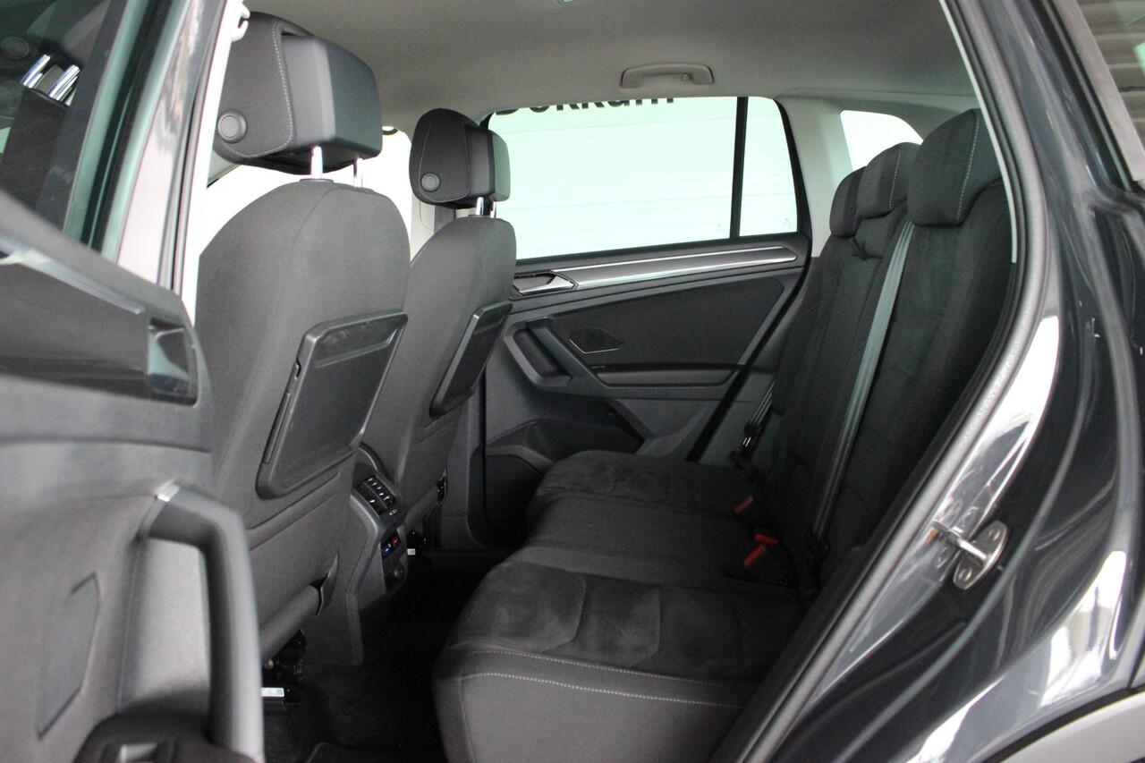 Volkswagen TIGUAN 1.5 TSI ACT Highline Trekhaak | Virtual Cockpit | Carplay | Alcantara | Adapt. Cruise | LED | 18" LMV | PDC V+A