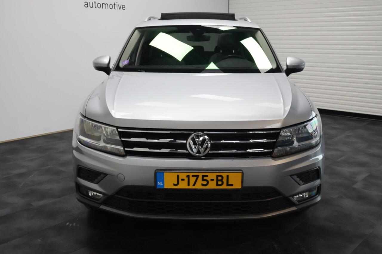 Volkswagen TIGUAN 1.5 TSI Business | Automaat | 7-persoons | Trekhaak | Panoramada