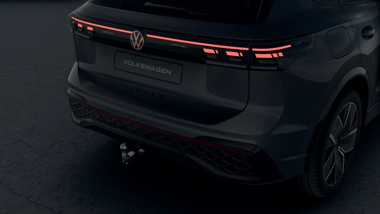 Volkswagen TIGUAN 1.5 eHybrid 272 6DSG R-Line Edition Automaat | Black Style Pakket