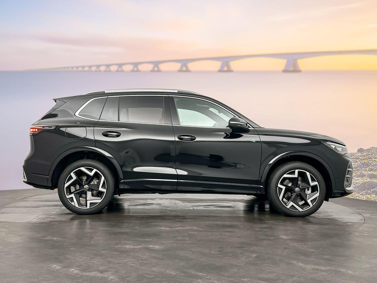 Volkswagen TIGUAN R-Line Edition Plug in Hybride 272 pk