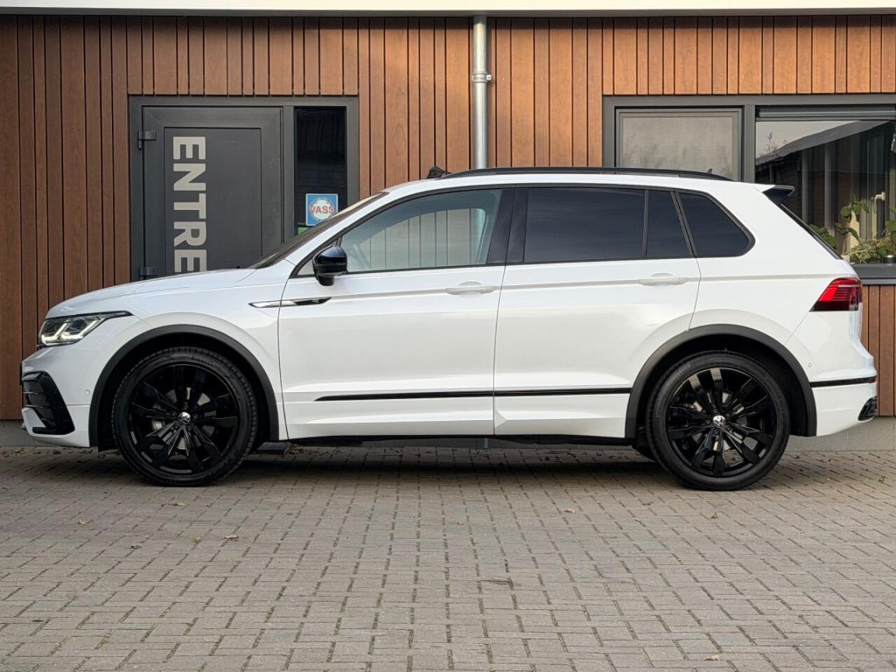 Volkswagen TIGUAN 1.5 TSI DSG R-LINE Pano Camera Virtueel