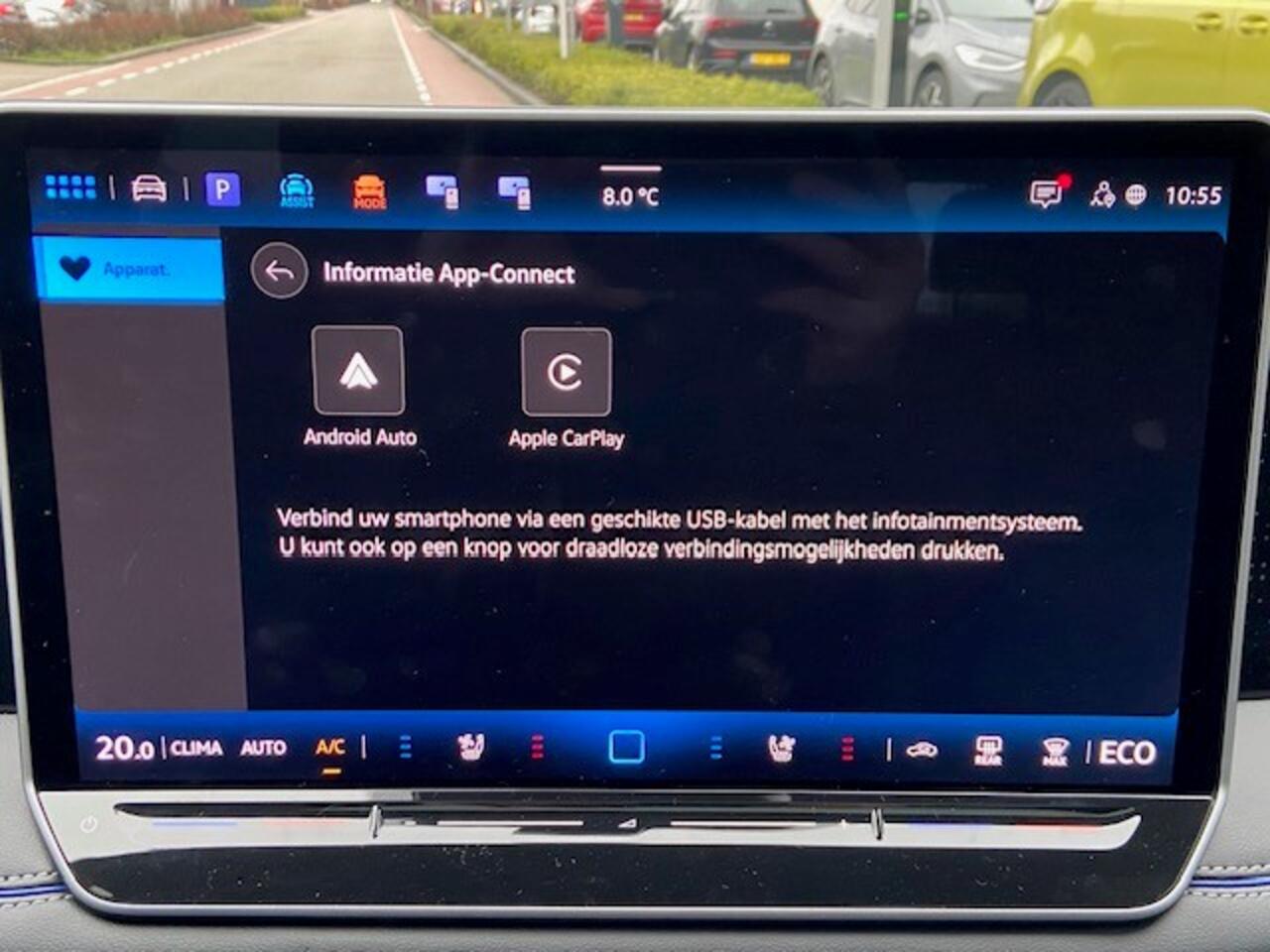 Volkswagen TIGUAN 1.5 eHybrid R-Line Edition / App connect / PANODAK / 20"LMV / 360" CAMERA / Leder interieur / Trekhaak / R-Line