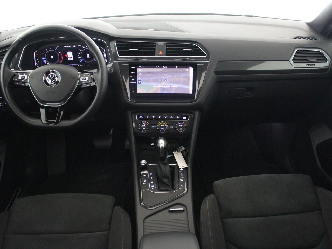 Volkswagen TIGUAN Allspace 1.5 TSI Highline Business R | Discover Pro | Dynaudio | Trekhaak | 360 Camera |*