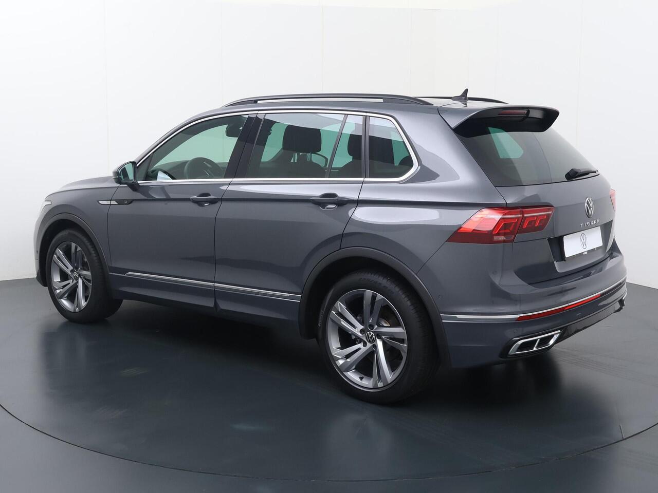 Volkswagen TIGUAN 1.5 TSI R-Line | 150 PK | Matrix LED koplampen | Navigatiesysteem | Adaptive cruise control |