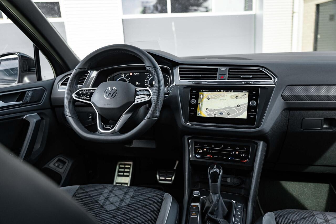 Volkswagen TIGUAN 1.4 TSI eHybrid R-Line Business+ |Pano |Trekhaak |Head-Up |Keyless |IQ Light