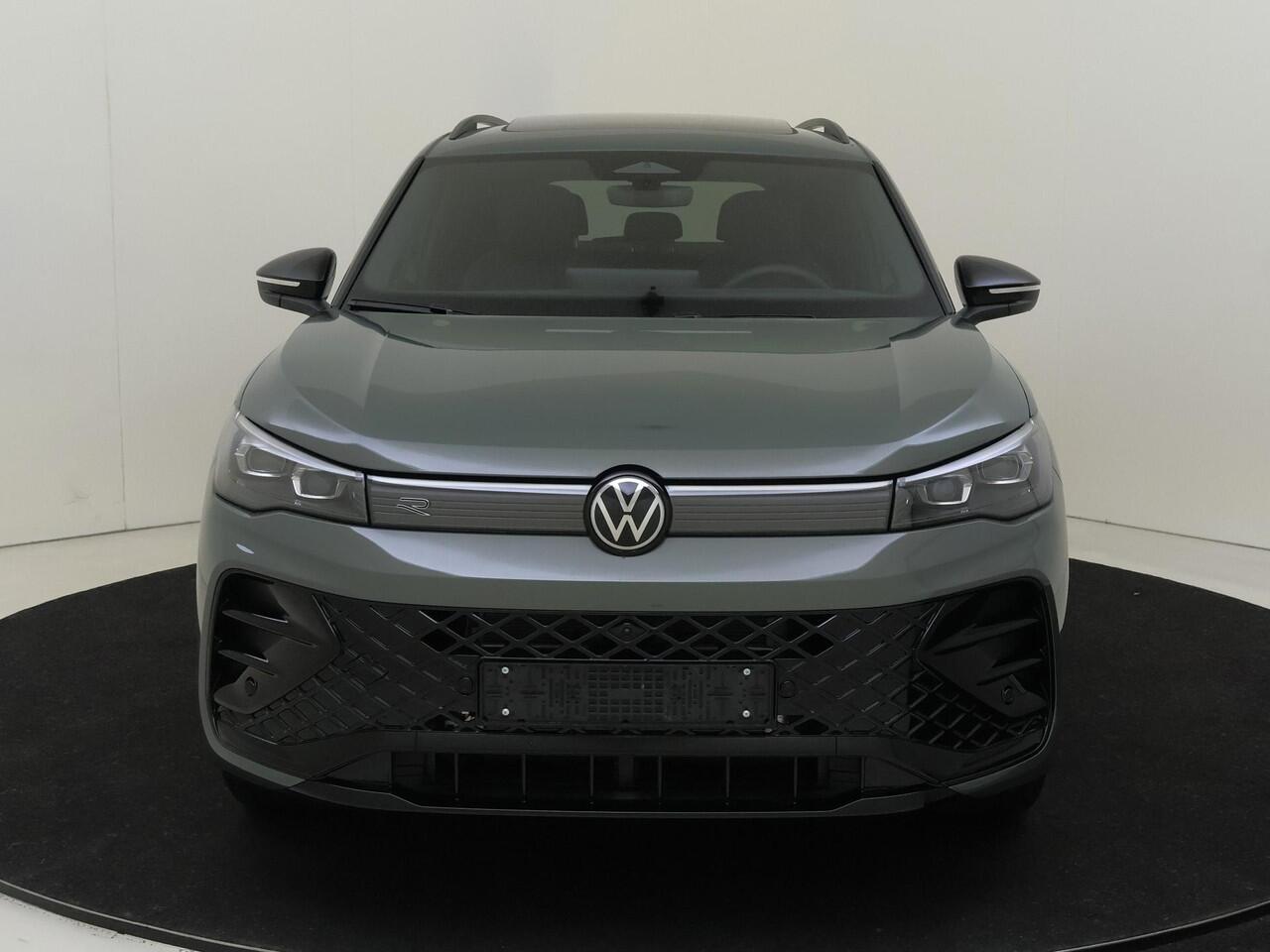 Volkswagen TIGUAN R-Line Edition - eHybrid | 'App-Connect' draadloze smartphone integratie | Automatische afstandsregeling (Adaptive Cruise Control) | Bekleding, leder 'Vienna' incl. stoelventilatie en elektrische bestuurderstoel