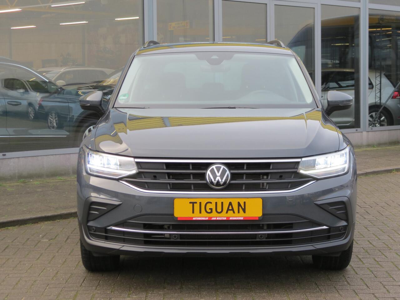 Volkswagen TIGUAN 1.5 TSI Life -150pk- Automaat | Camera | LED | Stoel- & Stuurverwarming | Rijklaarprijs incl. 1 jaar Bovag garantie