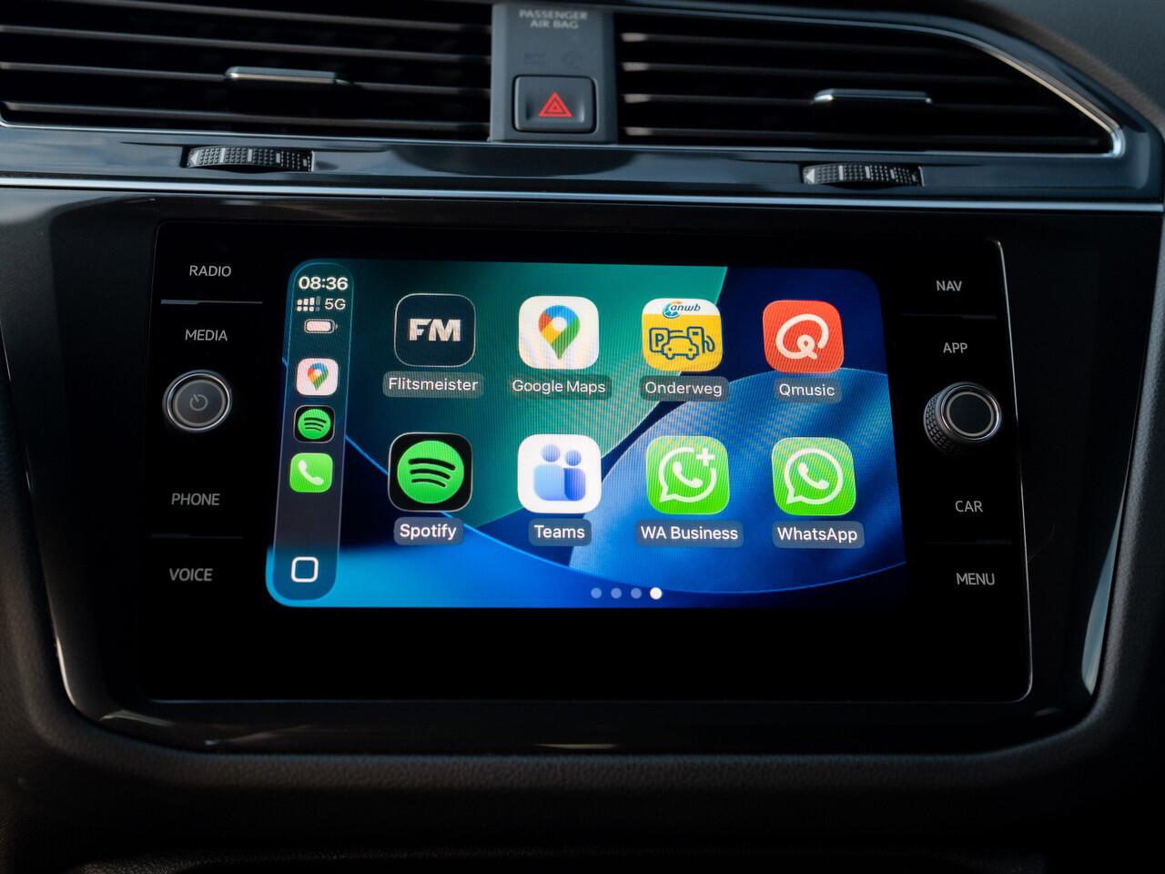 Volkswagen TIGUAN 1.5 TSI R-Line Business+ | Side Assist | Keyless | 20'' | Camera | Elk. A-klep | IQ Light | Prijs Rijklaar!!