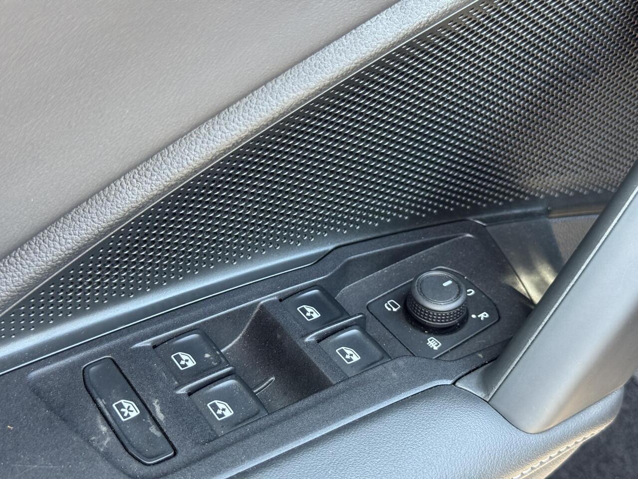 Volkswagen TIGUAN 1.5 eTSI Life 150pk | Panodak | El.klep | Stoelverw | Camera