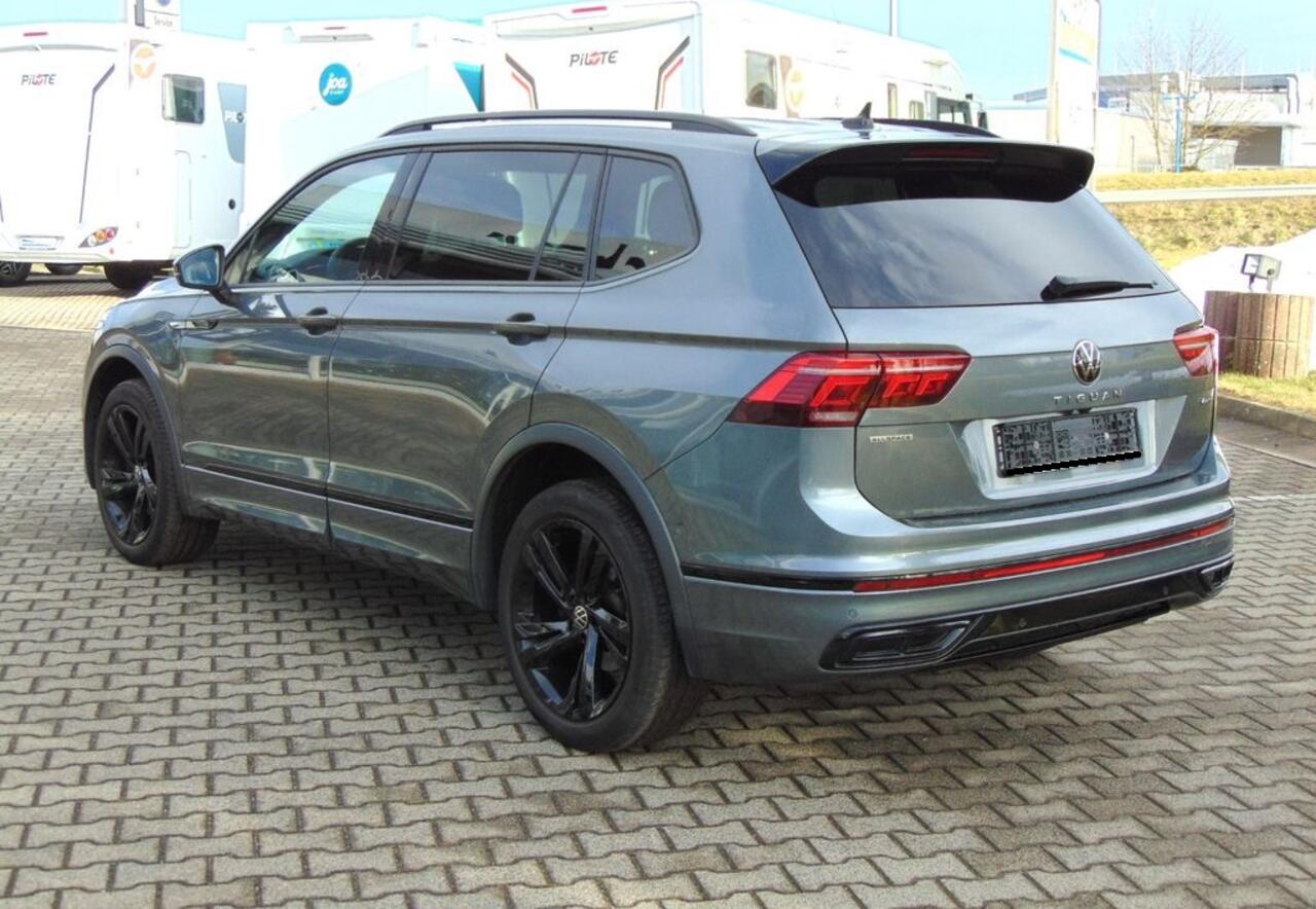 Volkswagen TIGUAN Allspace 2.0 TDI 200 PK 4Motion R Line Black Style ACC Camera Trekhaak Standkachel 19 Inch