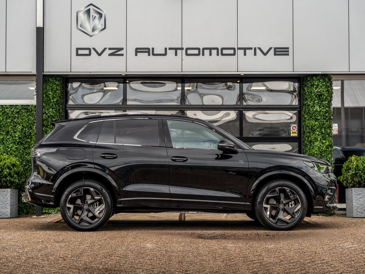 Volkswagen TIGUAN 1.5 eHybrid 272PK DSG R-Line | Massage | 360 Camera | Trekhaak | BTW | 120 km WLTP |