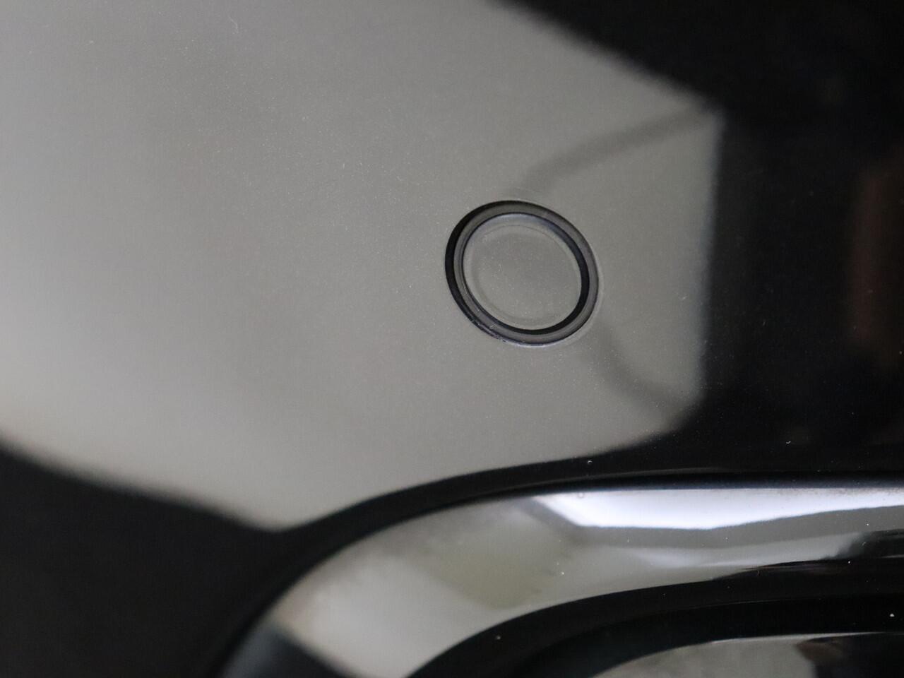 Volkswagen TIGUAN 1.4 TSI eHybrid R-Line | Stoel en Stuurverwarming | Carplay | Adaptive Cruise Control |