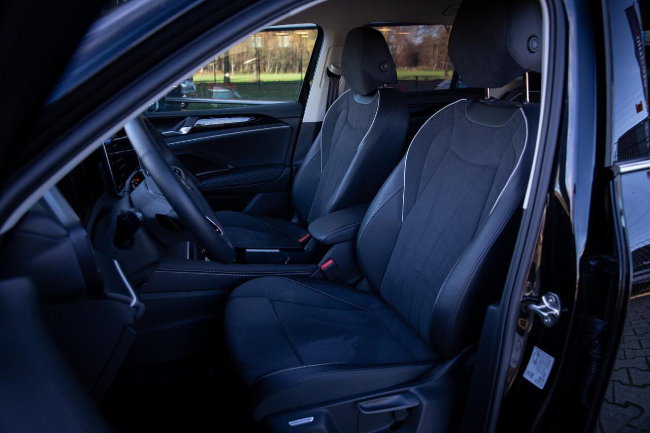 Volkswagen TIGUAN Elegance 1.5 eTSI , Sfeerverlichting, Massagestoelen, 360-graden camera,