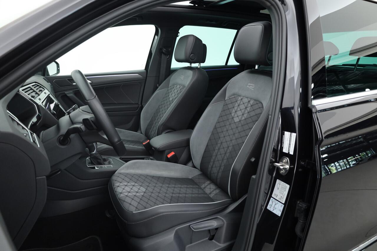 Volkswagen TIGUAN 1.5 TSI R-Line DSG | Pano | Elek. Trekhaak | Camera | Stoel- Stuurverw. | Keyless | Navi