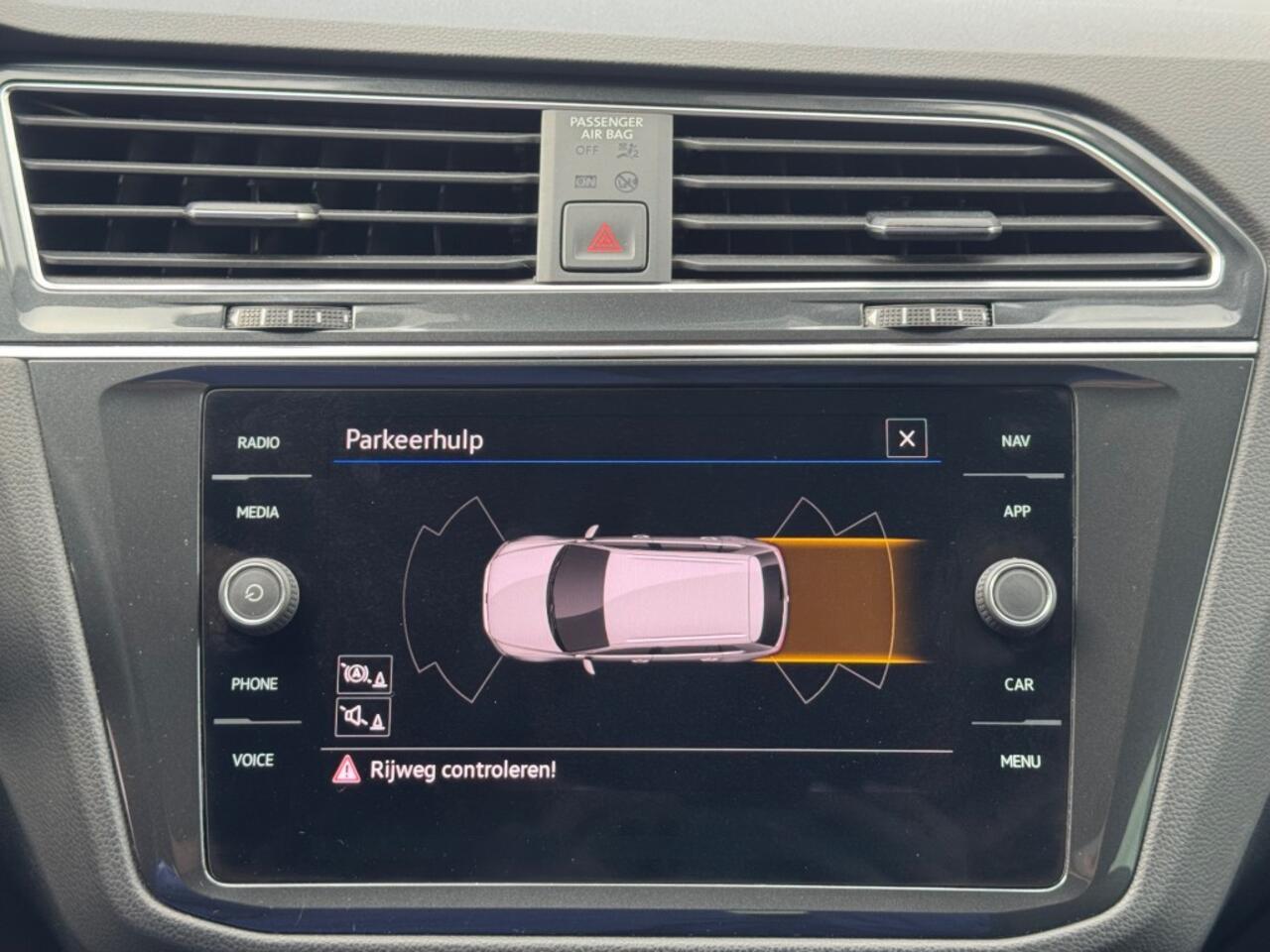 Volkswagen TIGUAN 1.5 TSI ACT. FACELIFT LED NAVIGATIE AIRCO LMV PDC