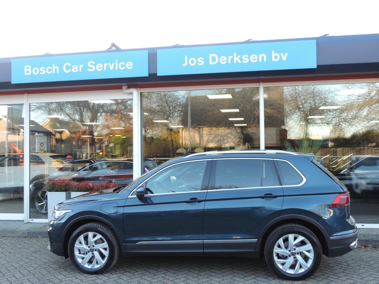 Volkswagen TIGUAN 1.4 TSI 245PK eHybrid Elegance DSG - Pano | ACC | Camera | Stoel/stuurverw. | IQ.Light | Parkeer ass. | elek. klep