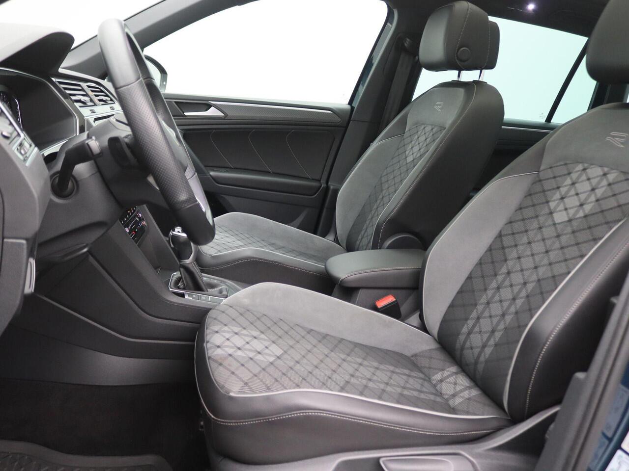 Volkswagen TIGUAN 1.4 TSI eHybrid R-Line Business+ 245PK DSG Pano-Schuifdak, 91% SOH, Elektr. Achterklep, Keyless, Achteruitrijcamera, Stoel-Stuurverwarming, Side Assist, 19" LM Velgen