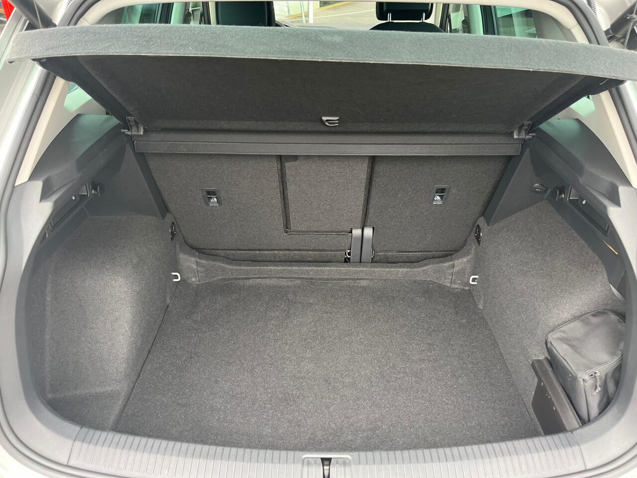 Volkswagen TIGUAN 1.5 TSI ACT Highline | Navigatie | Adaptieve Cruise Control | Climate Control |