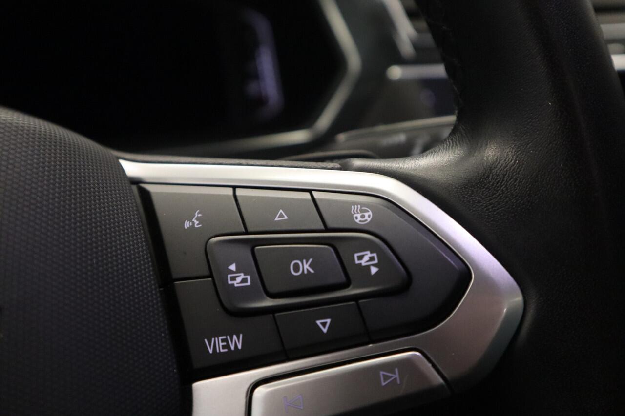 Volkswagen TIGUAN 1.5 TSI Life Business ACC Climate Panoramadak PDC Keyless NAP