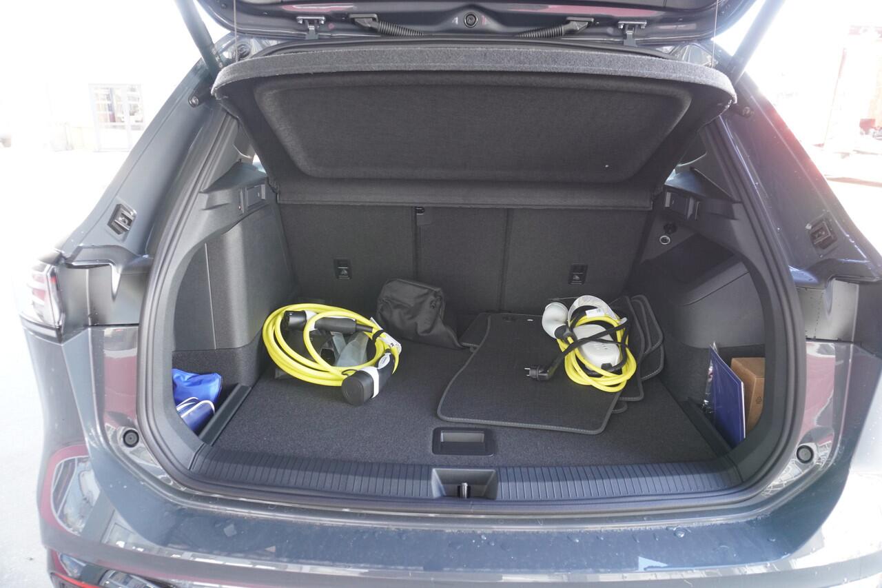 Volkswagen TIGUAN 1.5 eHybrid R-Line Edition 272 PK Hybride nr.V012 | Climate | panorama dak | Trekhaak