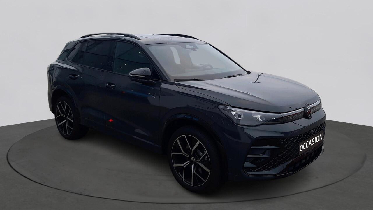 Volkswagen TIGUAN 1.5 eHybrid R-Line Edition 150KW 204pk Interieur style, Black style, Assistance pakket plus, Design pakket.Velgen 'leeds', 20 inch | DEMO | beschikbaarheid in overleg |