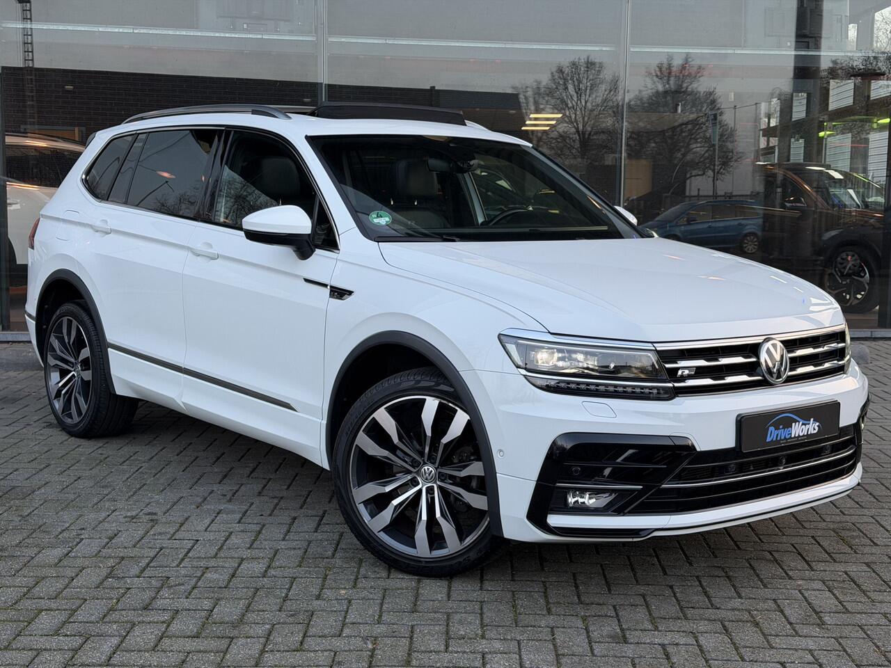 Volkswagen TIGUAN Allspace 1.5 TSI R-Line 7zits | 1Ste Eigenaar | Pano | 360 Camera | Leer | Navi | Xenon\Led | Dealer onderhouden Interesse, Proefrit? Bel of app met: 06-24 28 28 42